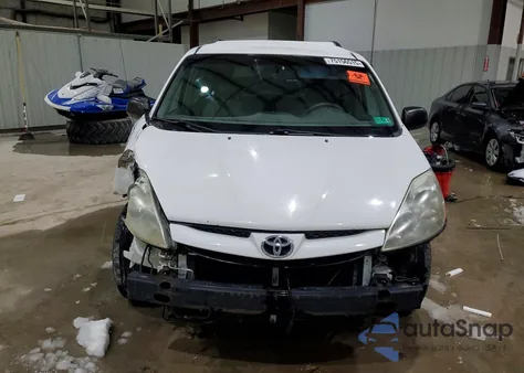 2008 Toyota Sienna Ce z USA, uszkodzony, nr VIN 5TDZK23C58S101143